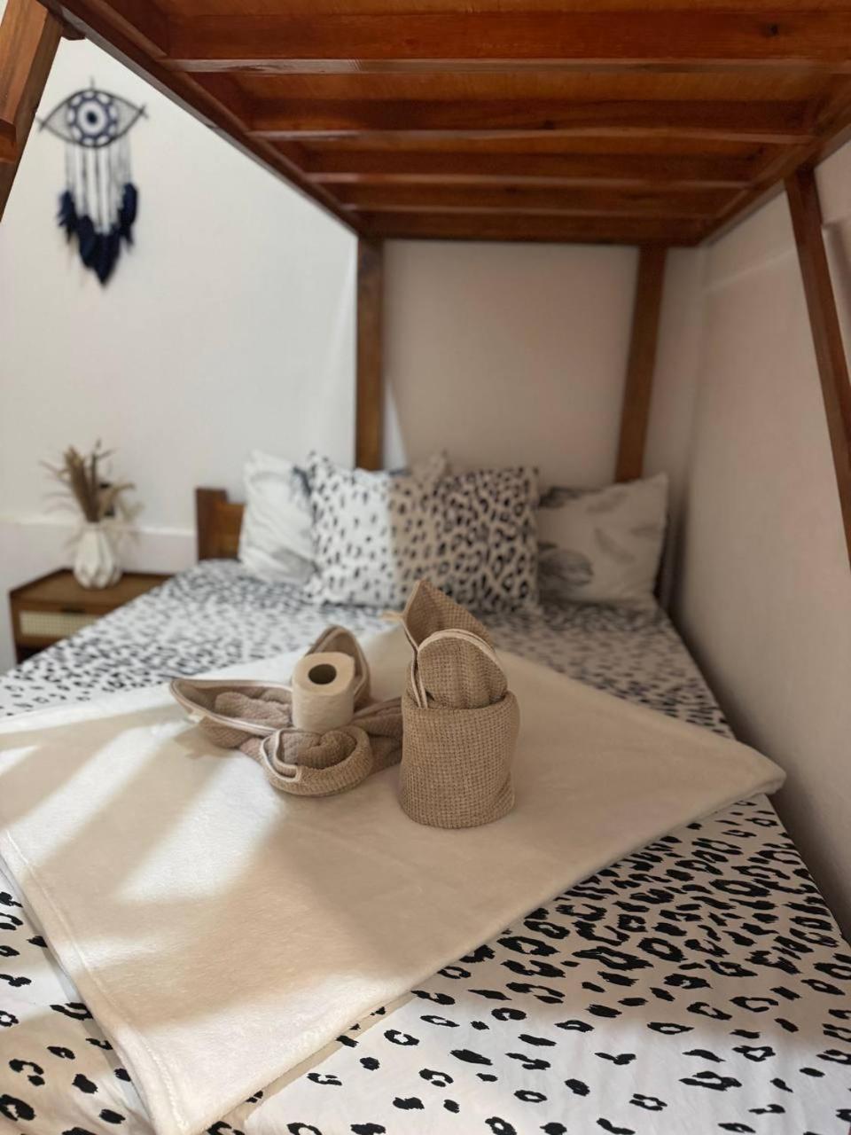 Aquaholik Traveler'S Lodge Эль-Нидо Экстерьер фото